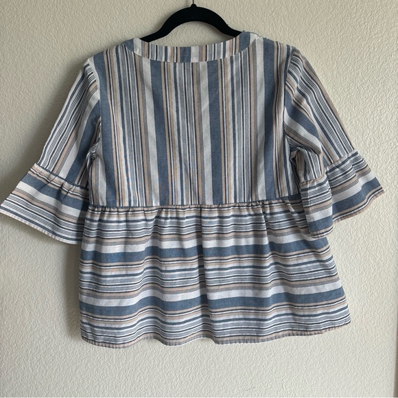 Emery Rose Striped Top - Picture 5 of 6